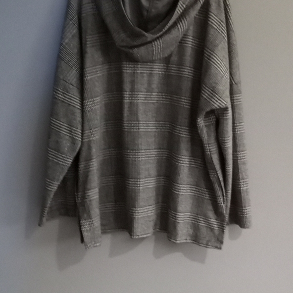 Max Studio hoody, jacket, plaid 2X - Picture 2 of 4
